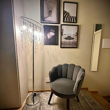 Home Donatella Cormano Eksteriør billede